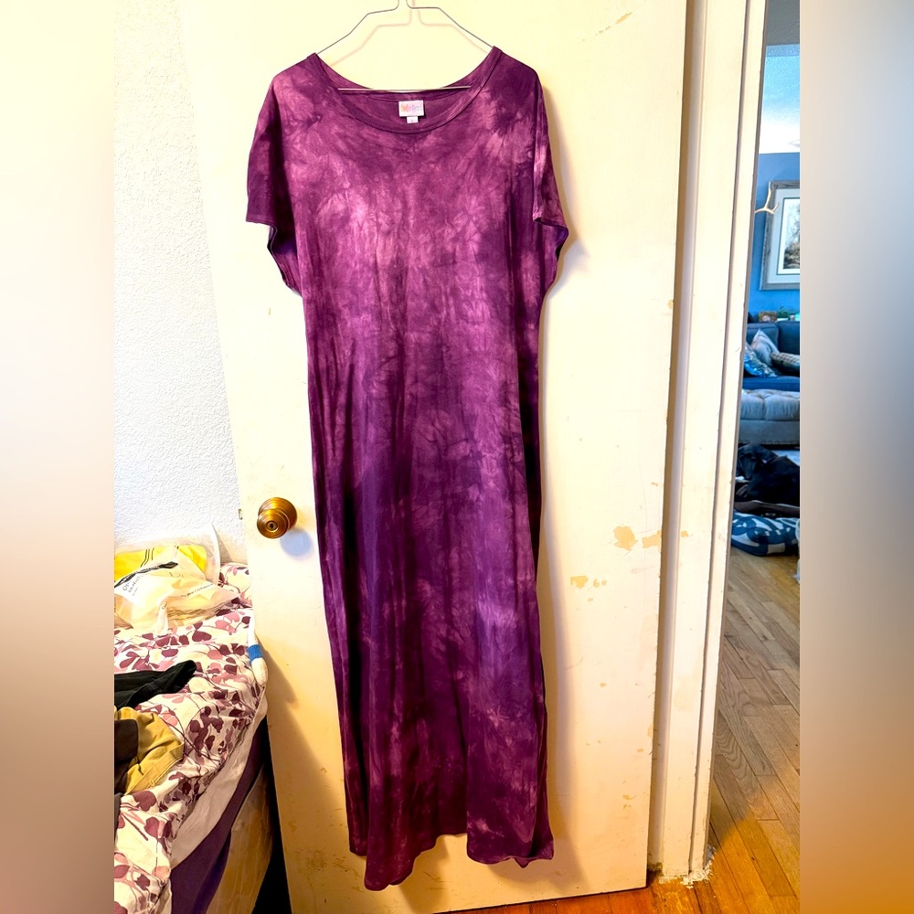 LuLaRoe long tie-dye purple long dress Large